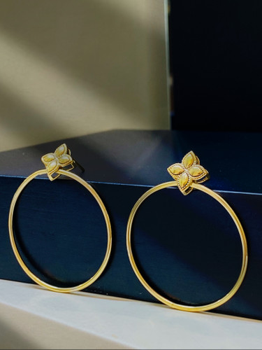 گوشواره نقره گشنیزطرح برگ با استفاده راحت و روزمره